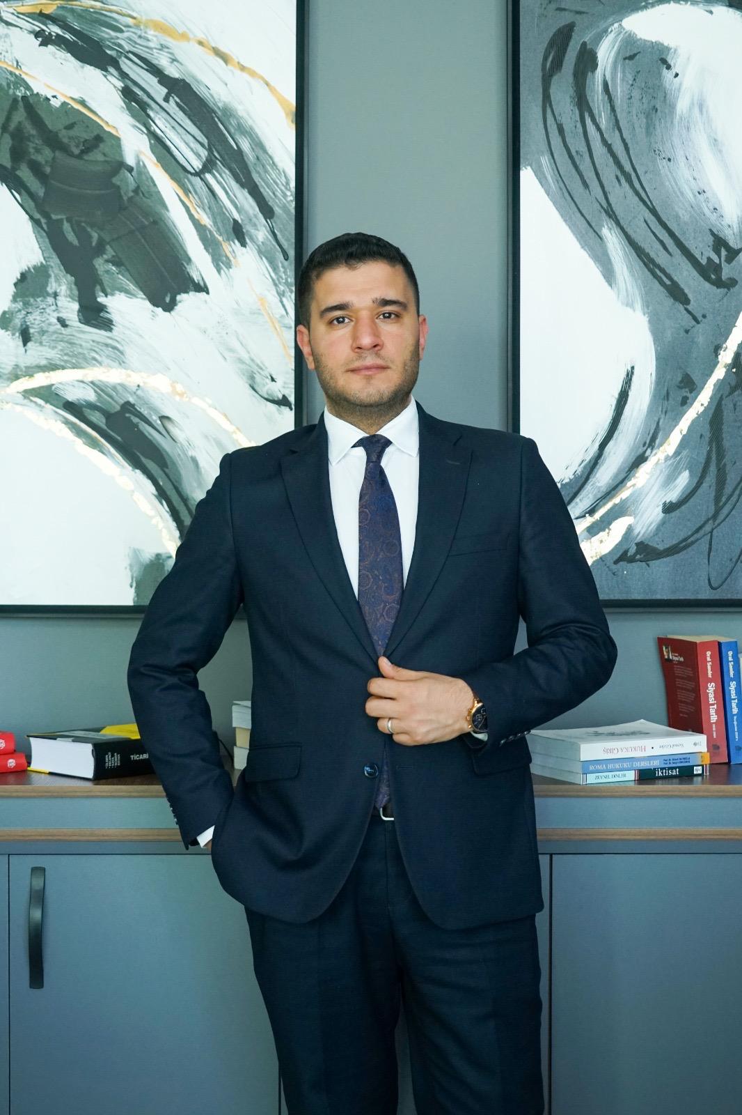 Av. Ömer Demir
